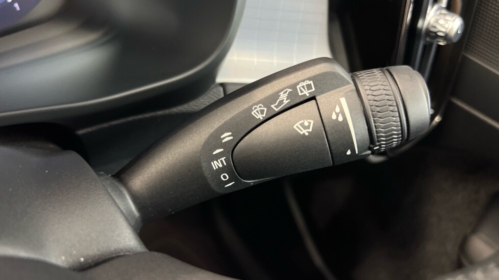 Used Volvo XC40 2022 for sale - 76328385: Photo 23