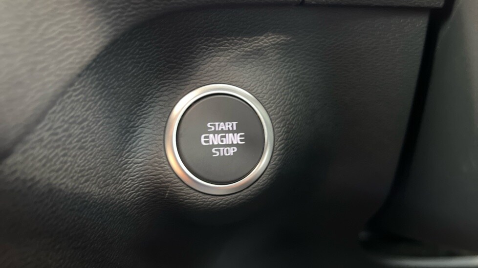 Used Volvo XC40 2022 for sale - 76328385: Photo 27