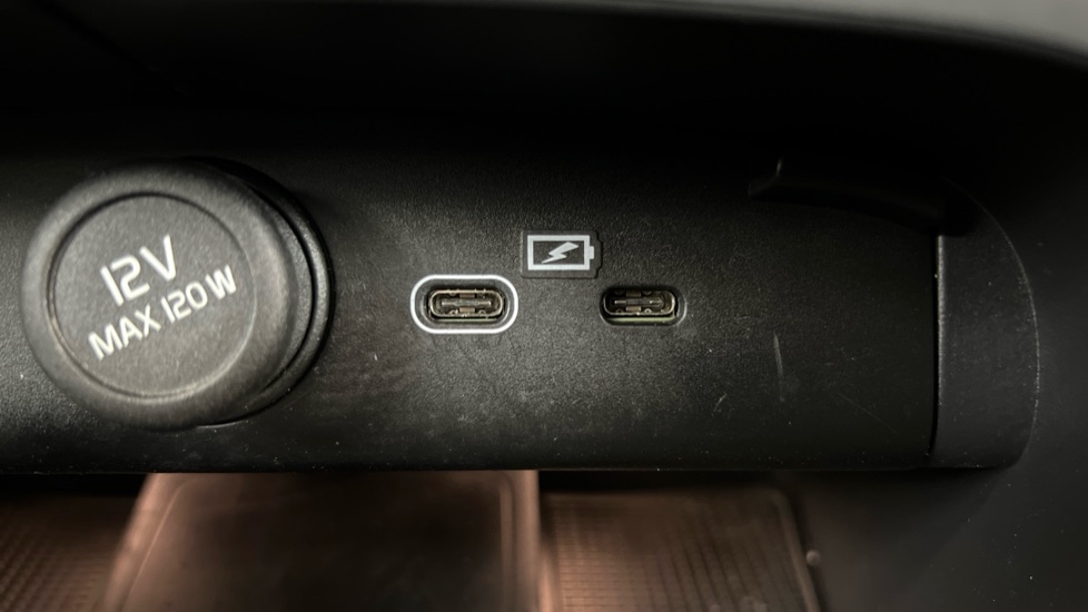 Used Volvo C40 2022 for sale - 76738192: Photo 25