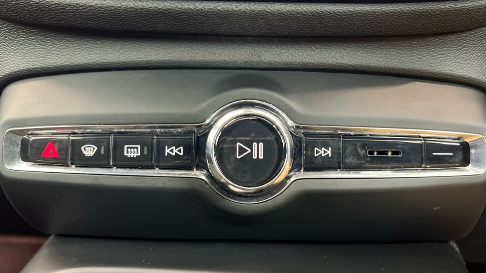 Used Volvo C40 2022 for sale - 76738192: Photo 50