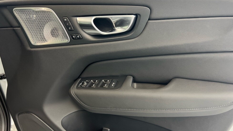 Used Volvo XC60 2026 for sale - 77648092: Photo 29