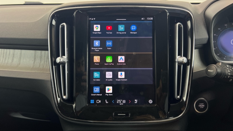 Used Volvo XC40 2022 for sale - 77634620: Photo 12