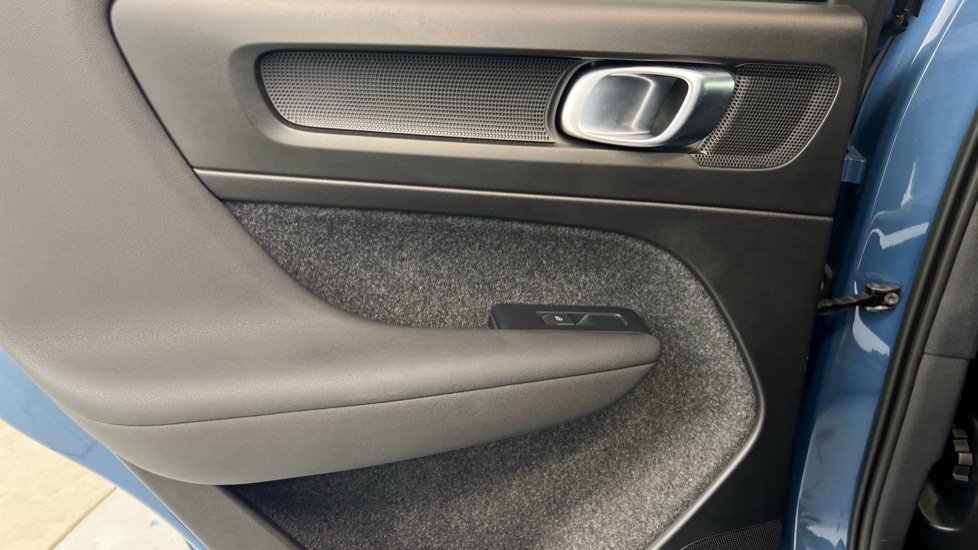 Used Volvo XC40 2022 for sale - 77634620: Photo 47