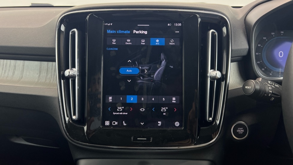 Used Volvo XC40 2022 for sale - 77634620: Photo 62