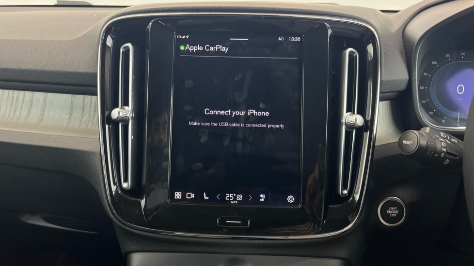 Used Volvo XC40 2022 for sale - 77634620: Photo 66