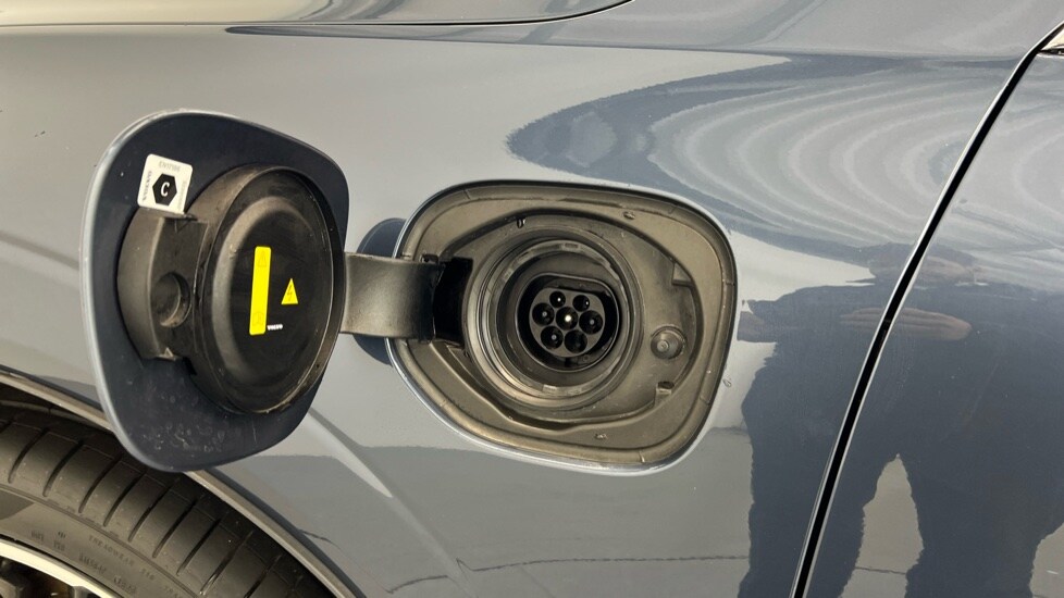 Used Volvo XC60 2025 for sale - 77504196: Photo 16