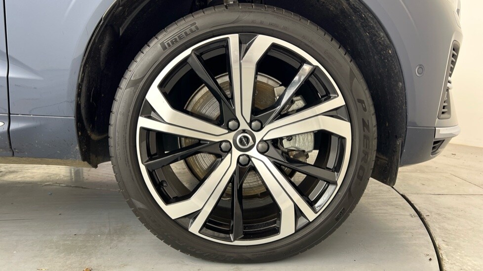 Used Volvo XC60 2025 for sale - 77504196: Photo 9