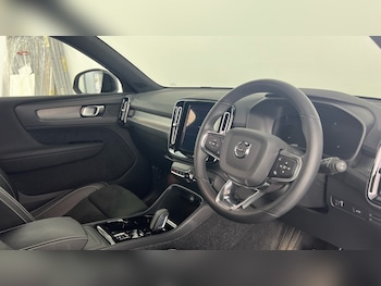 Used Volvo XC40 2021 for sale - 78936465: Photo