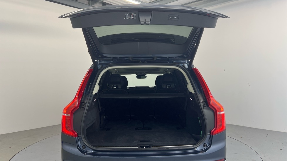 Used Volvo XC90 2023 for sale - 76948321: Photo 13