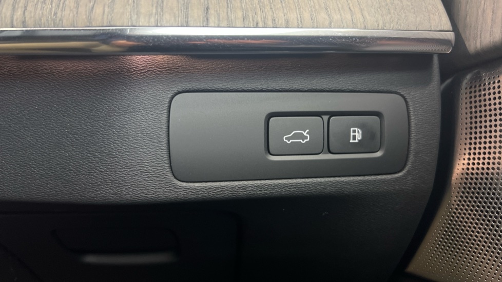 Used Volvo XC90 2023 for sale - 76948321: Photo 15