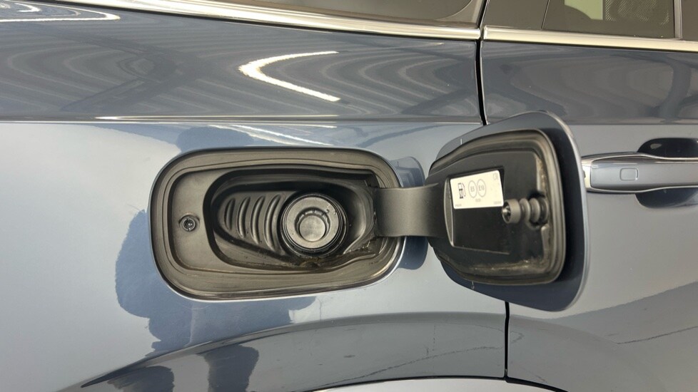 Used Volvo XC90 2023 for sale - 76948321: Photo 16