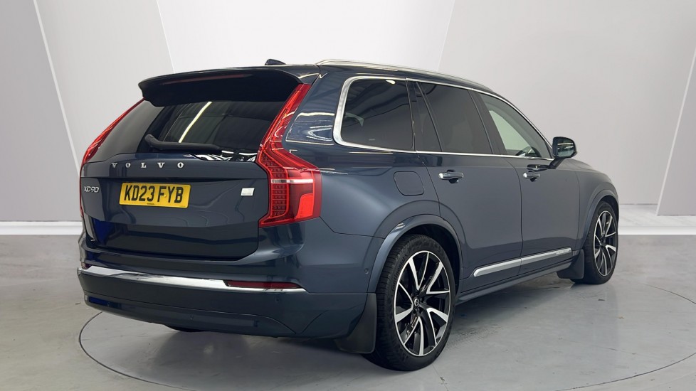 Used Volvo XC90 2023 for sale - 76948321: Photo 2