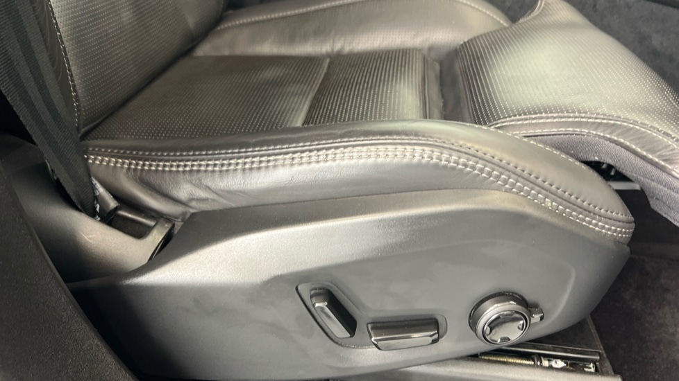 Used Volvo XC90 2023 for sale - 76948321: Photo 30