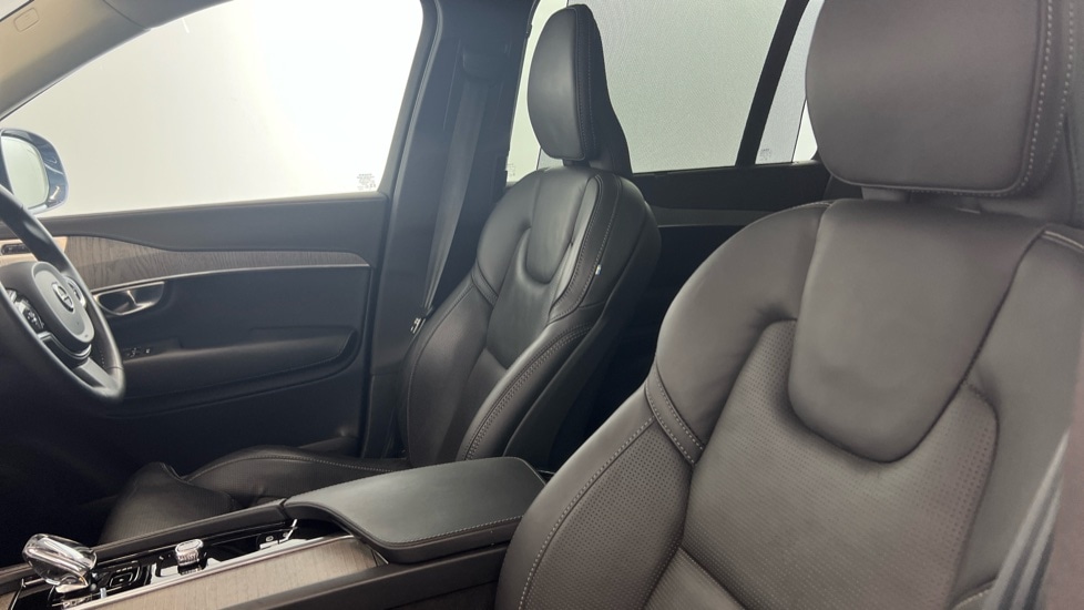 Used Volvo XC90 2023 for sale - 76948321: Photo 36