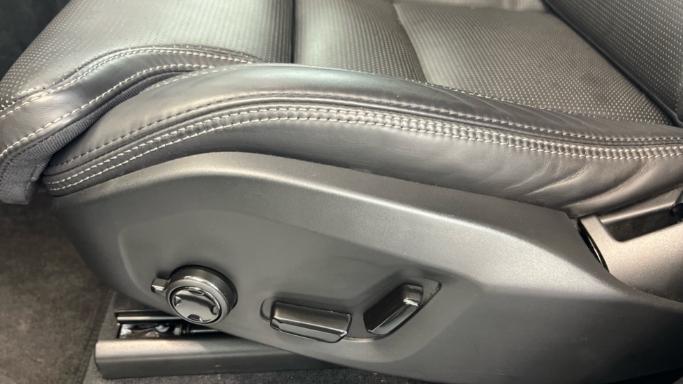 Used Volvo XC90 2023 for sale - 76948321: Photo 39