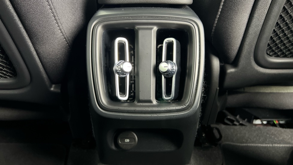 Used Volvo XC40 2022 for sale - 78049675: Photo 14