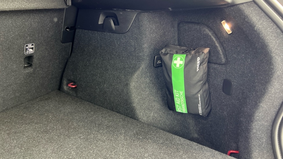 Used Volvo XC40 2022 for sale - 78049675: Photo 52