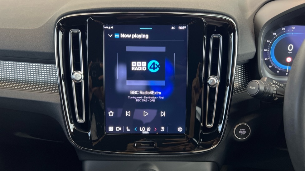 Used Volvo XC40 2023 for sale - 76528938: Photo 46