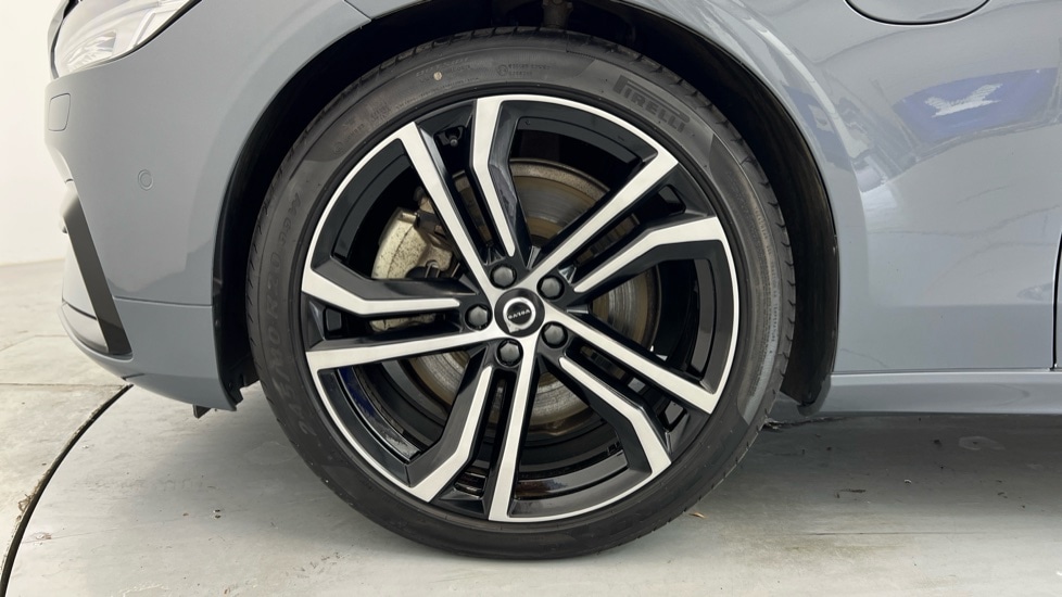 Used Volvo V90 2022 for sale - 76161331: Photo 9