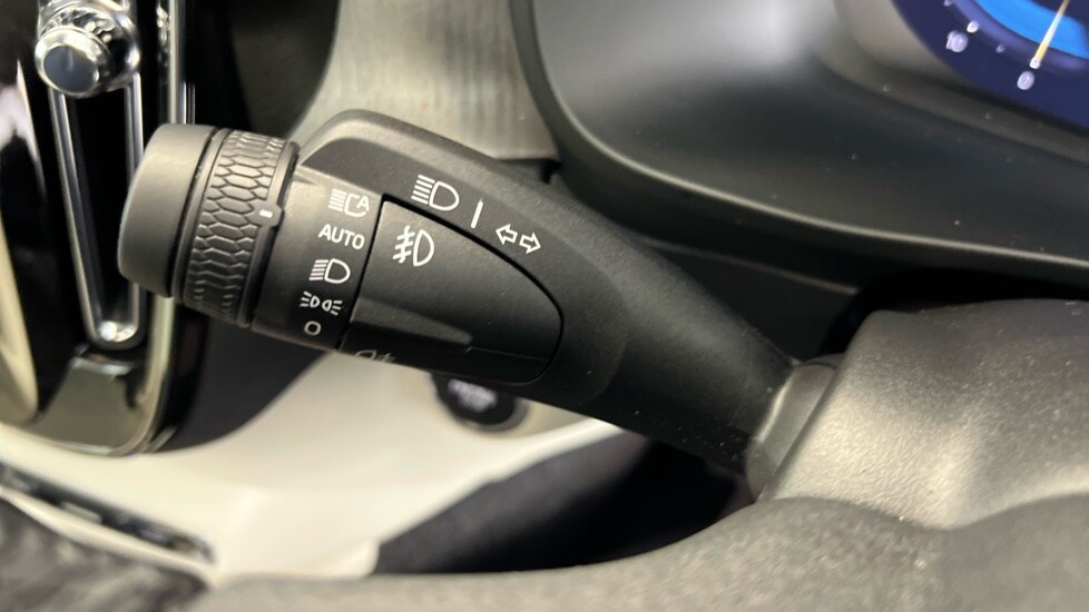 Used Volvo XC40 2025 for sale - 77673840: Photo 20