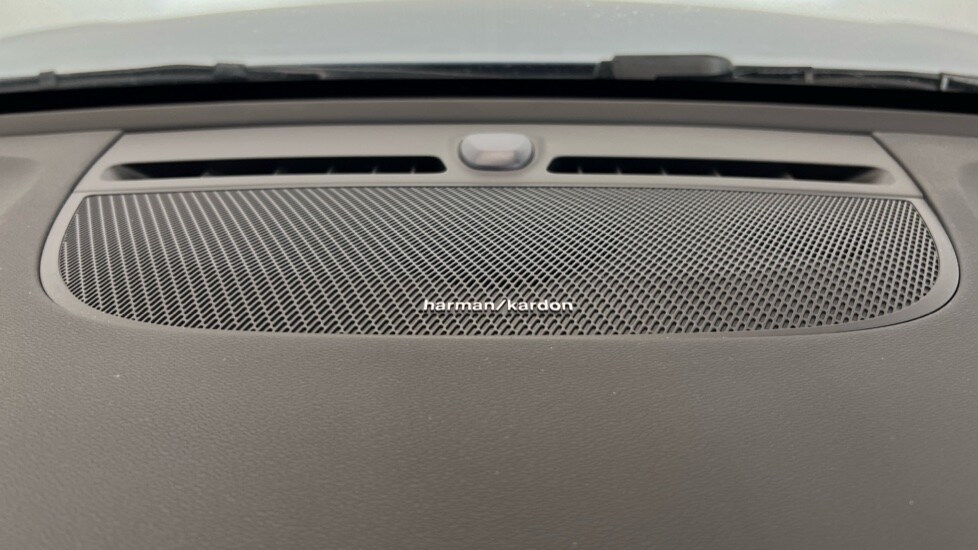 Used Volvo XC40 2025 for sale - 77673840: Photo 26