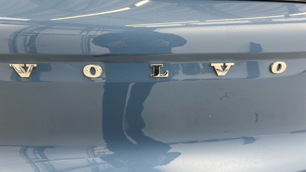 Used Volvo XC40 2025 for sale - 77673840: Photo 51