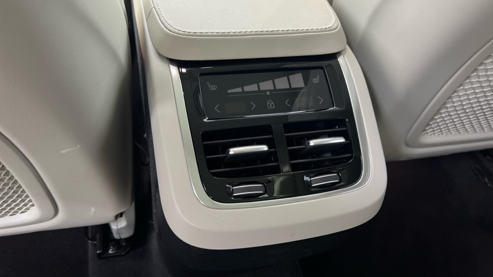 Used Volvo XC90 2024 for sale - 76501355: Photo 15