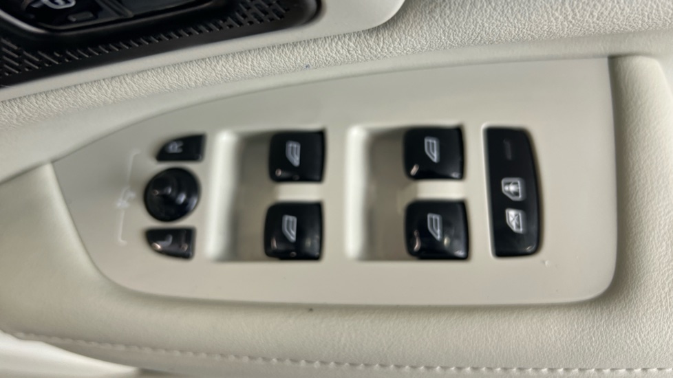 Used Volvo V90 2025 for sale - 76921837: Photo 24