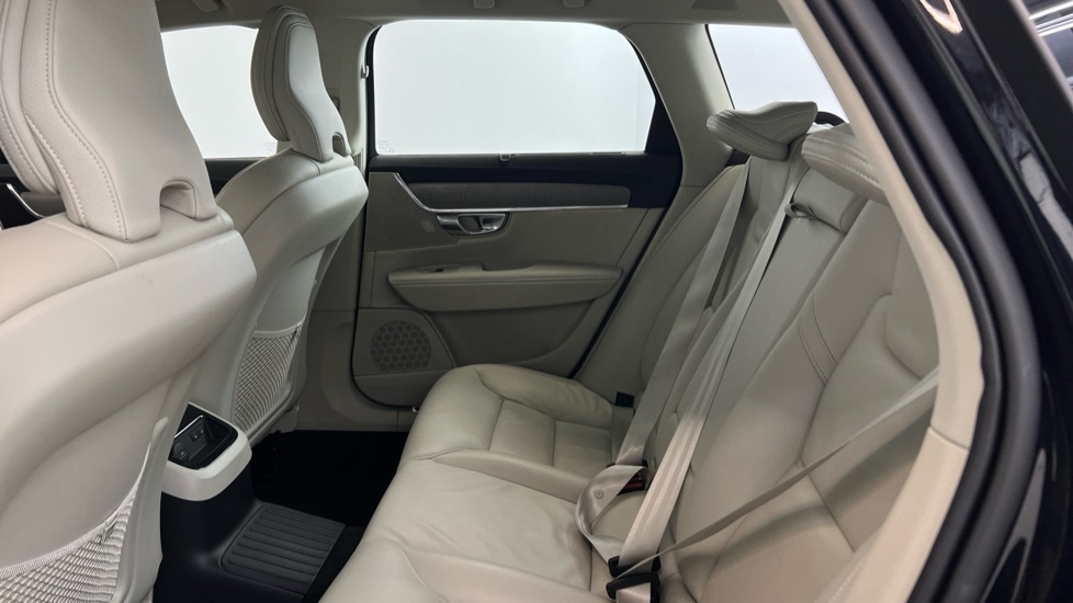 Used Volvo V90 2025 for sale - 76921837: Photo 33