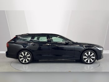 Used Volvo V90 2025 for sale - 76921837: Photo
