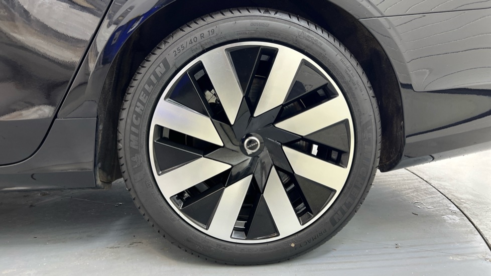 Used Volvo V90 2025 for sale - 76921837: Photo 45