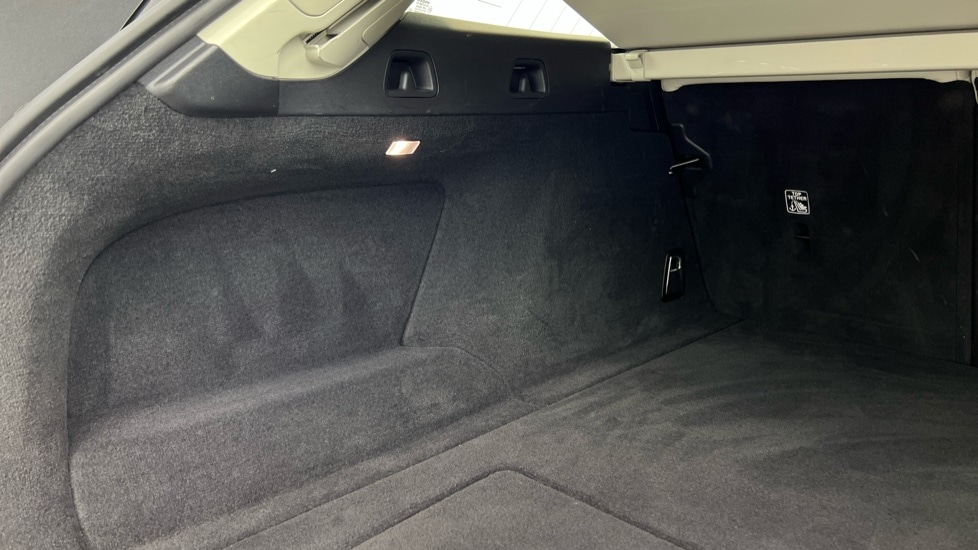 Used Volvo V90 2025 for sale - 76921837: Photo 47