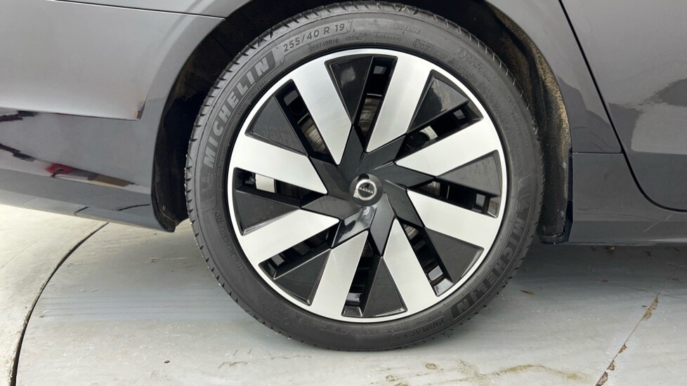 Used Volvo V90 2025 for sale - 76921837: Photo 50