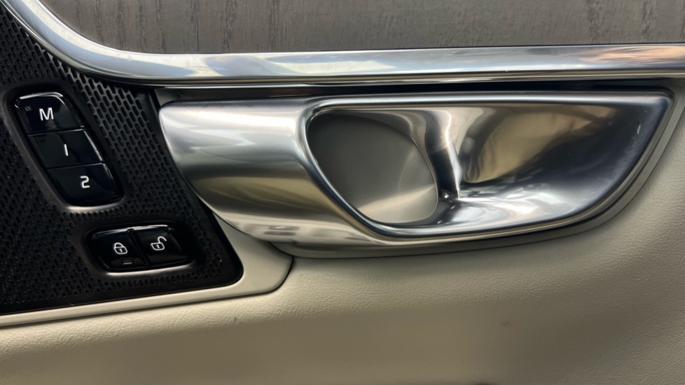 Used Volvo V90 2025 for sale - 76921837: Photo 54