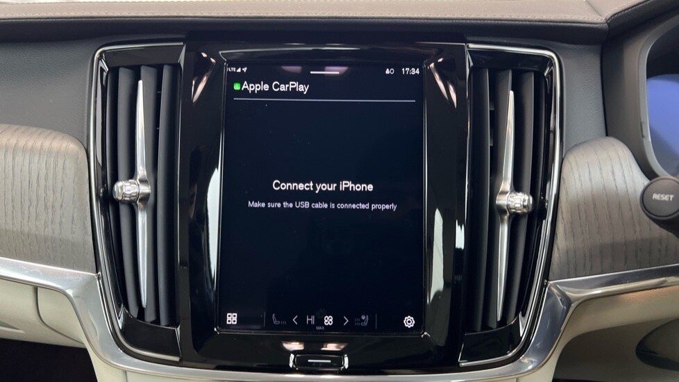 Used Volvo V90 2025 for sale - 76921837: Photo 60