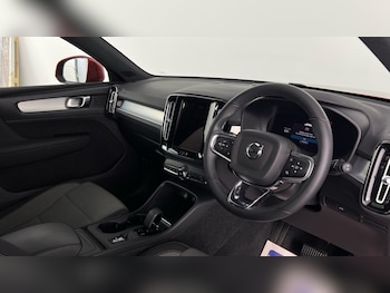 Used Volvo XC40 2022 for sale - 78518609: Photo