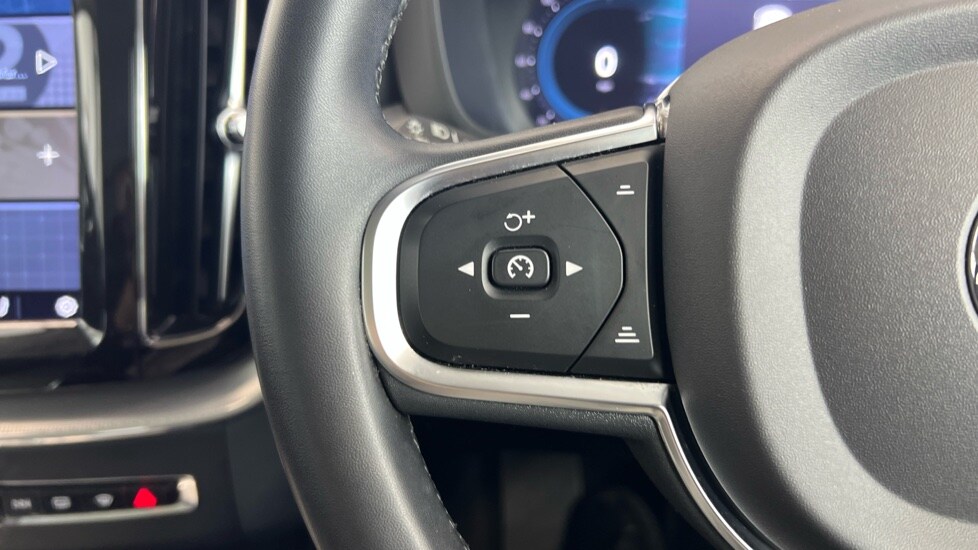 Used Volvo XC60 2022 for sale - 77333183: Photo 21