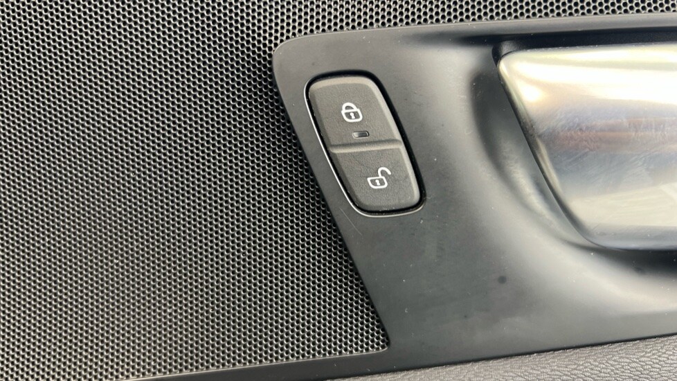 Used Volvo XC60 2022 for sale - 77333183: Photo 43