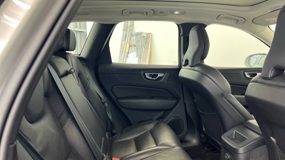 Used Volvo XC60 2022 for sale - 77333183: Photo 6