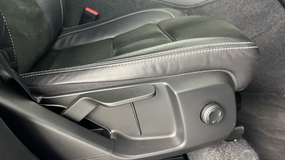 Used Volvo XC40 2021 for sale - 78088588: Photo 30