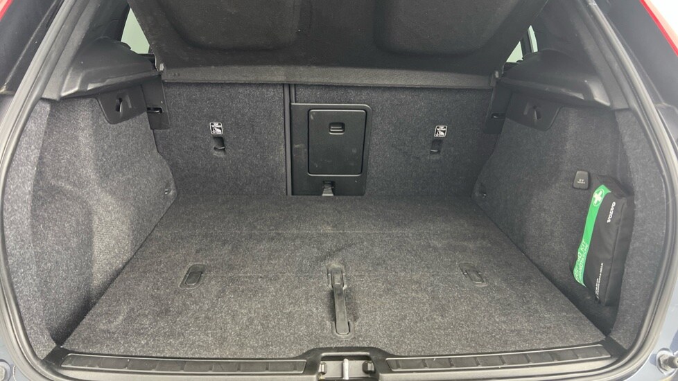 Used Volvo XC40 2021 for sale - 78088588: Photo 53