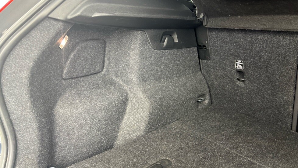 Used Volvo XC40 2021 for sale - 78088588: Photo 54