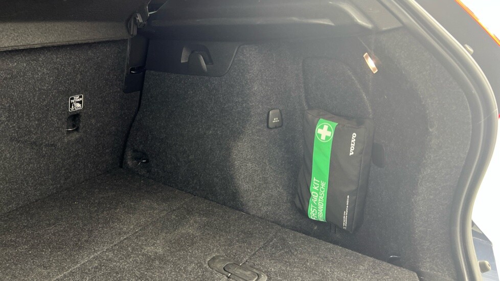 Used Volvo XC40 2021 for sale - 78088588: Photo 55