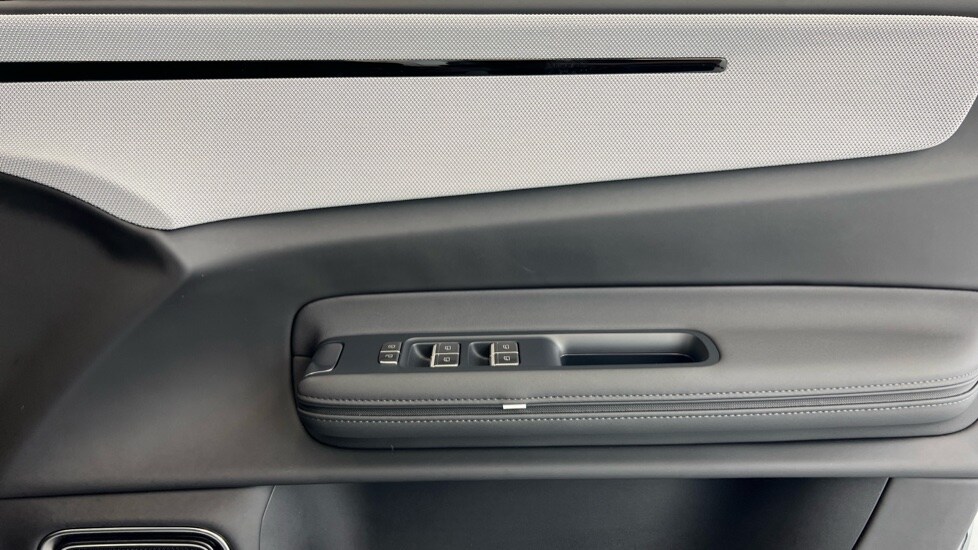 Used Polestar Polestar 4 2024 for sale - 76609524: Photo 33