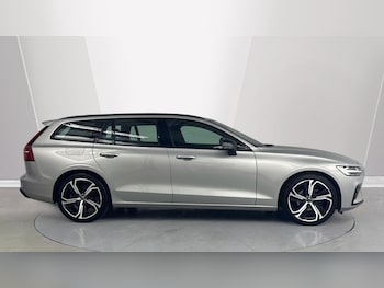 Used Volvo V60 2025 for sale - 78123144: Photo