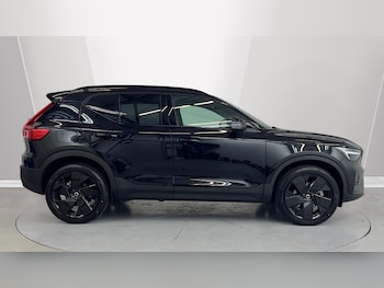 Used Volvo XC40 2025 for sale - 76738132: Photo