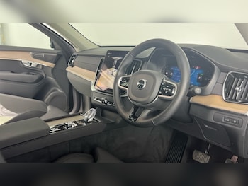 Used Volvo XC90 2025 for sale - 79044890: Photo