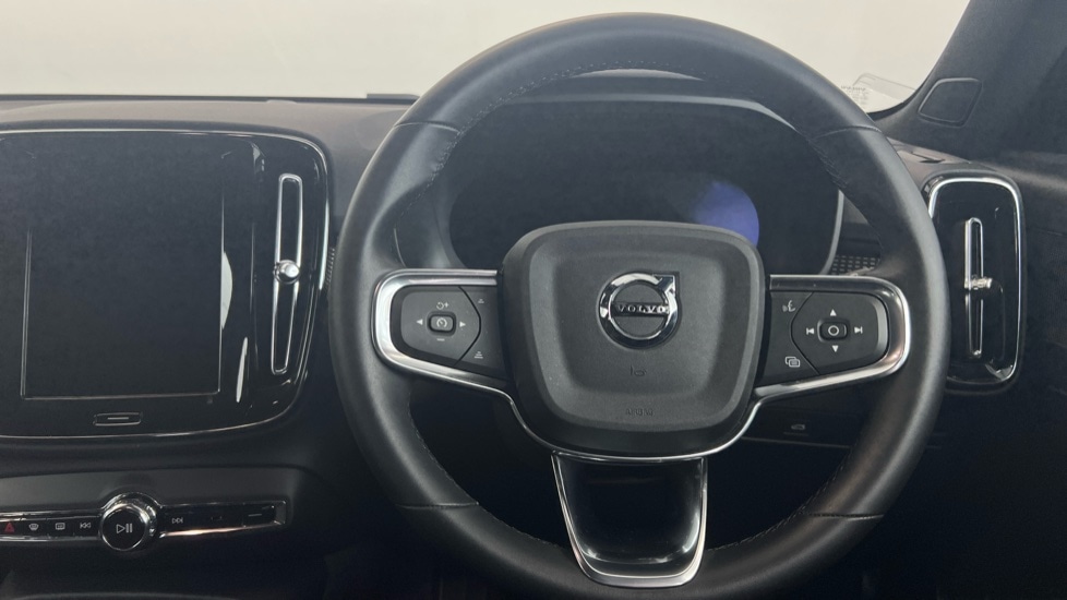 Used Volvo XC40 2024 for sale - 77994999: Photo 10