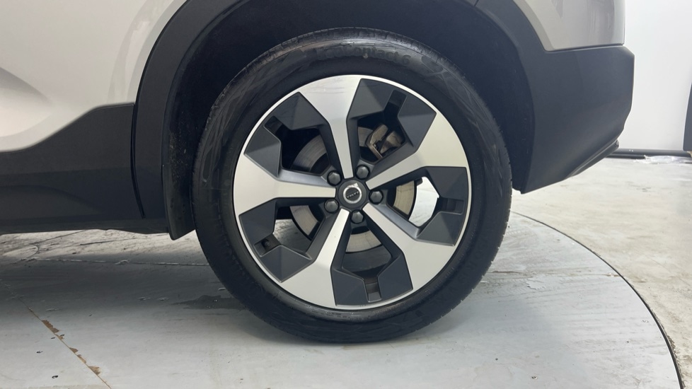 Used Volvo XC40 2024 for sale - 77994999: Photo 49