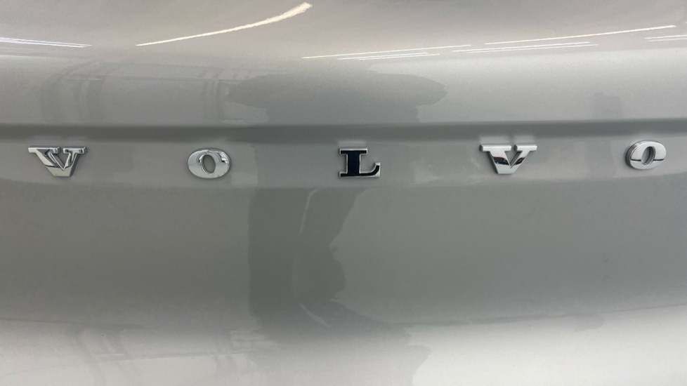 Used Volvo XC40 2024 for sale - 77994999: Photo 51